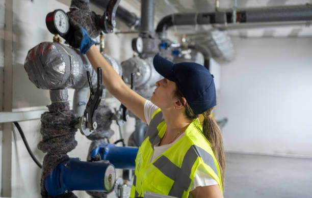 Best Emergency Plumber  in Mackinaw, IL